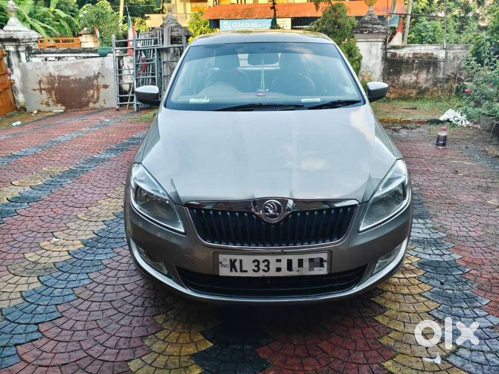 Skoda Rapid 1.5 Tdi At Ambition Plus, 2015, Diesel