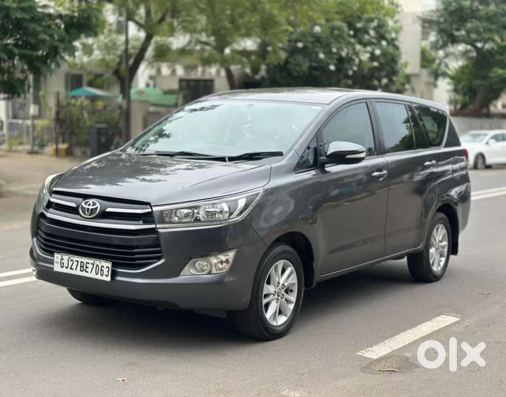 Toyota Innova Crysta [2020-ongoing] 2.4 Gx 7 Str, 2017, Diesel