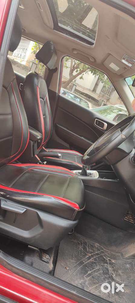 Hyundai Venue Sx Dual Tone Turbo, 2020, Petrol