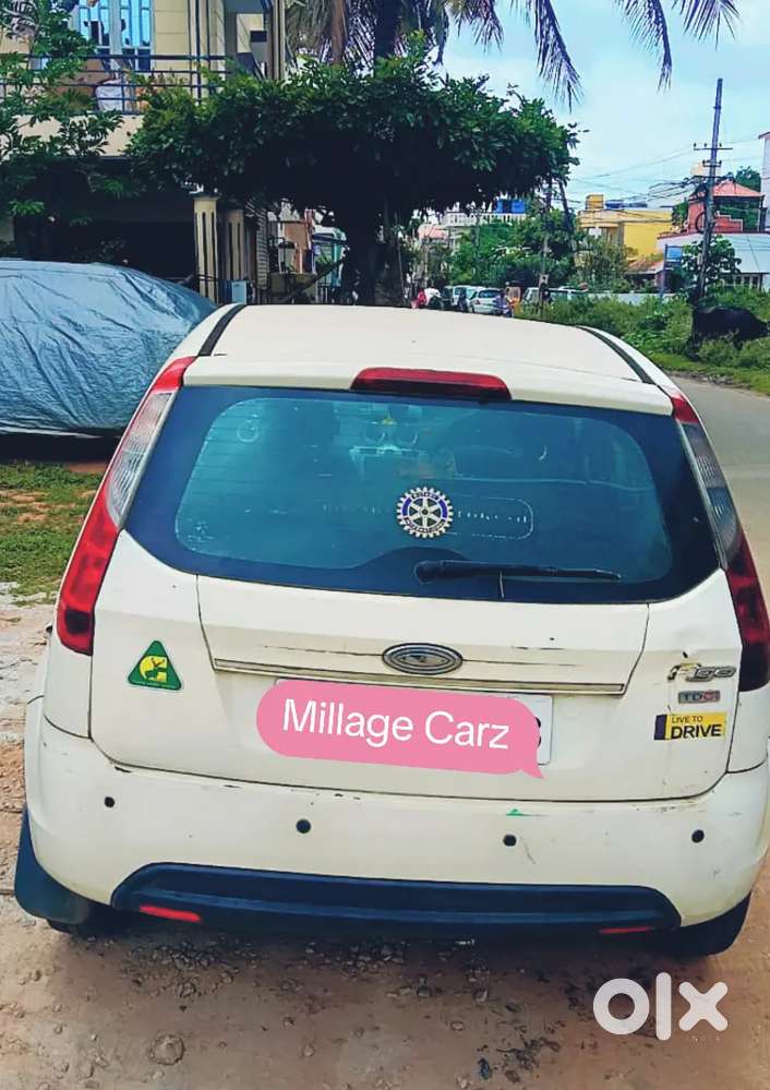 Ford Figo 2011 Diesel Well Maintained By Bank Manager Driven Car