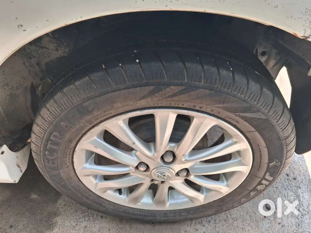 Toyota Etios Liva 2011