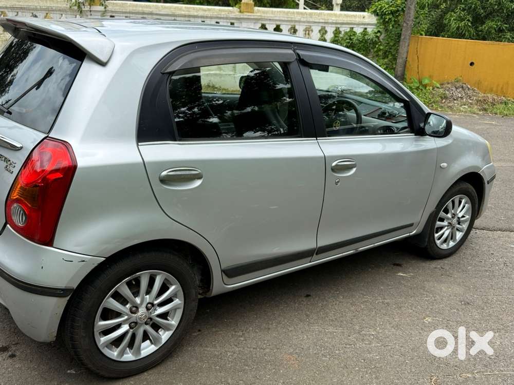 2011 Toyota Etios Liva