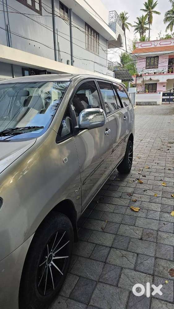 Toyota Innova 2.5 G (diesel) 8 Seater, 2008, Diesel