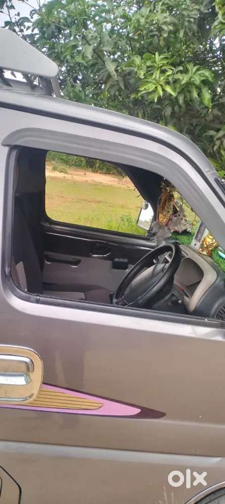 Maruti Suzuki Eeco 2017