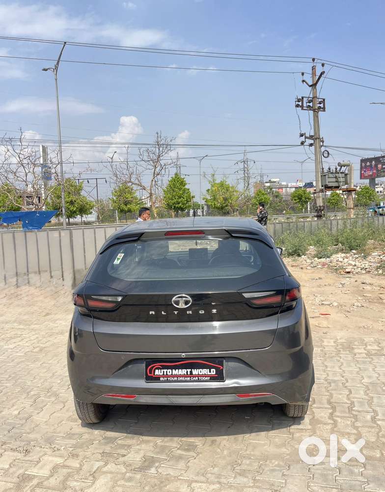 Tata Altroz 1.2 Xe Plus Petrol, 2022, Petrol