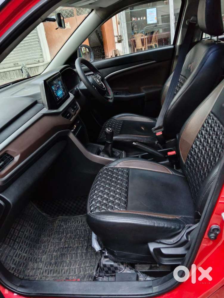 Maruti Suzuki Brezza 1.5 Zxi Smart Hybrid Dual Tone, 2022, Petrol