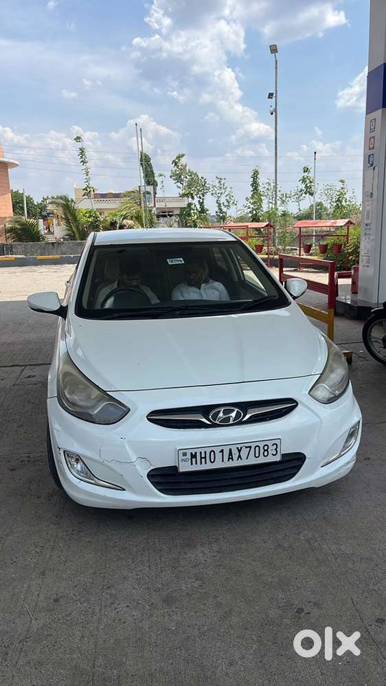 Hyundai Verna Petrol 2012