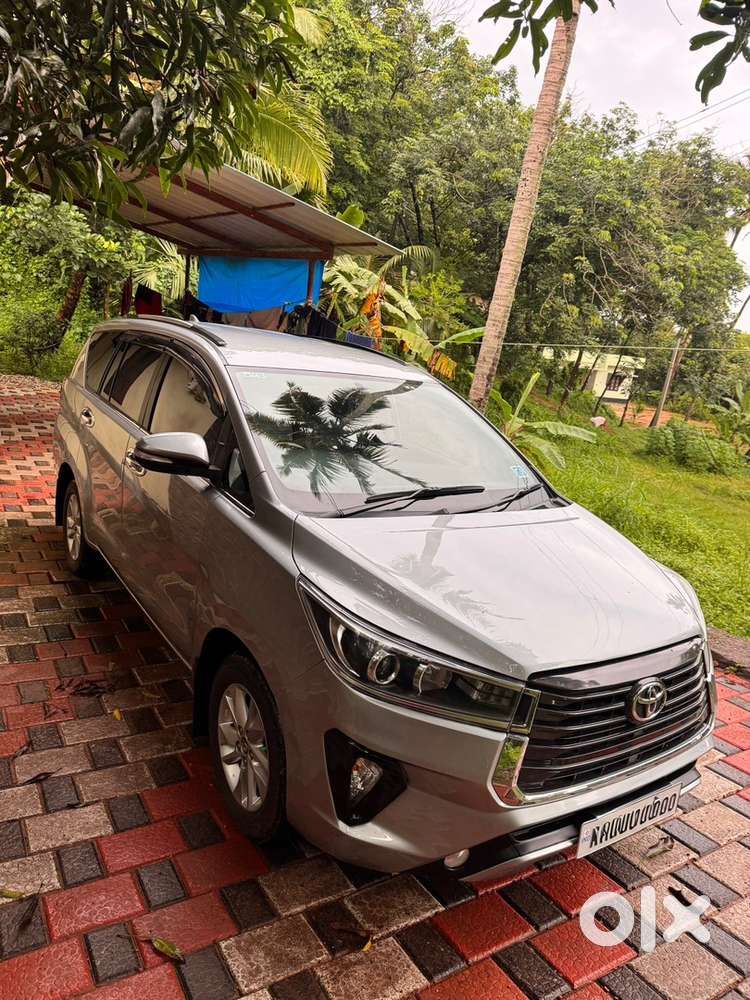 Toyota Innova Crysta 2016 Diesel Manual