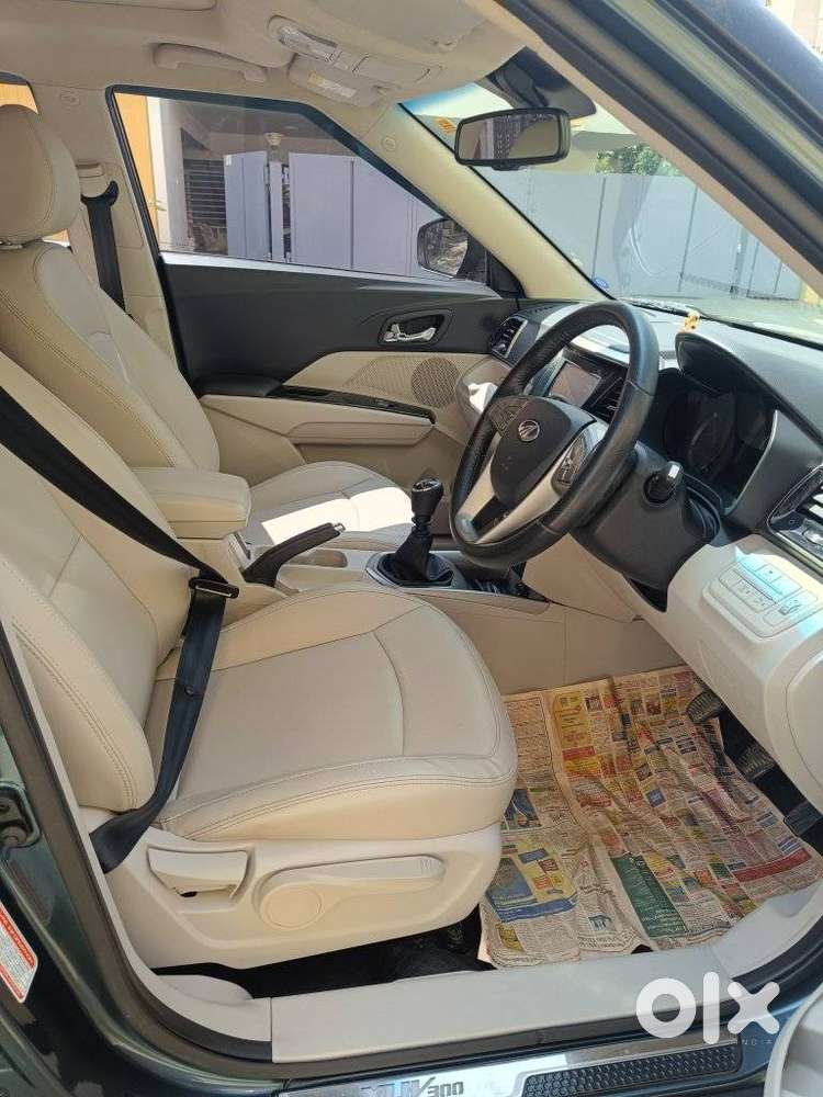 Mahindra Xuv300 W8 Option, 2020, Petrol