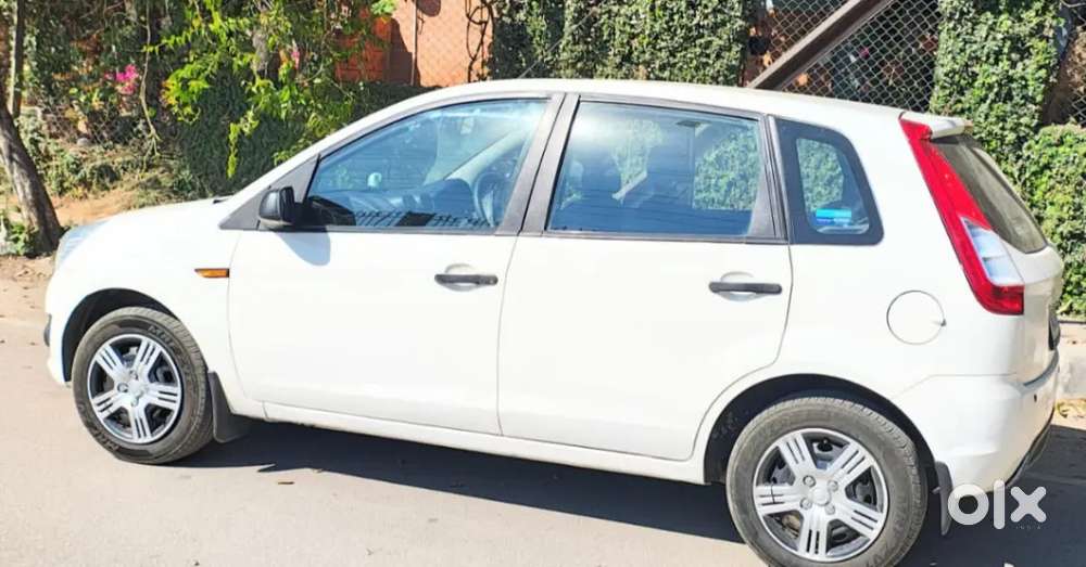 Ford Figo 1.2 Zxi