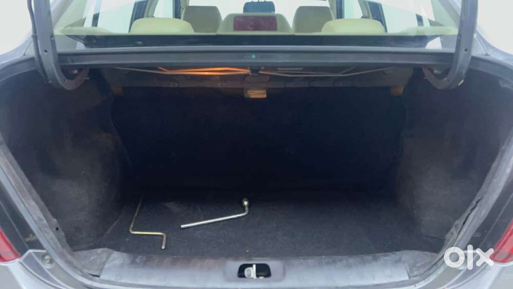 Maruti Suzuki Swift Dzire 1.3 Vxi, 2013, Petrol