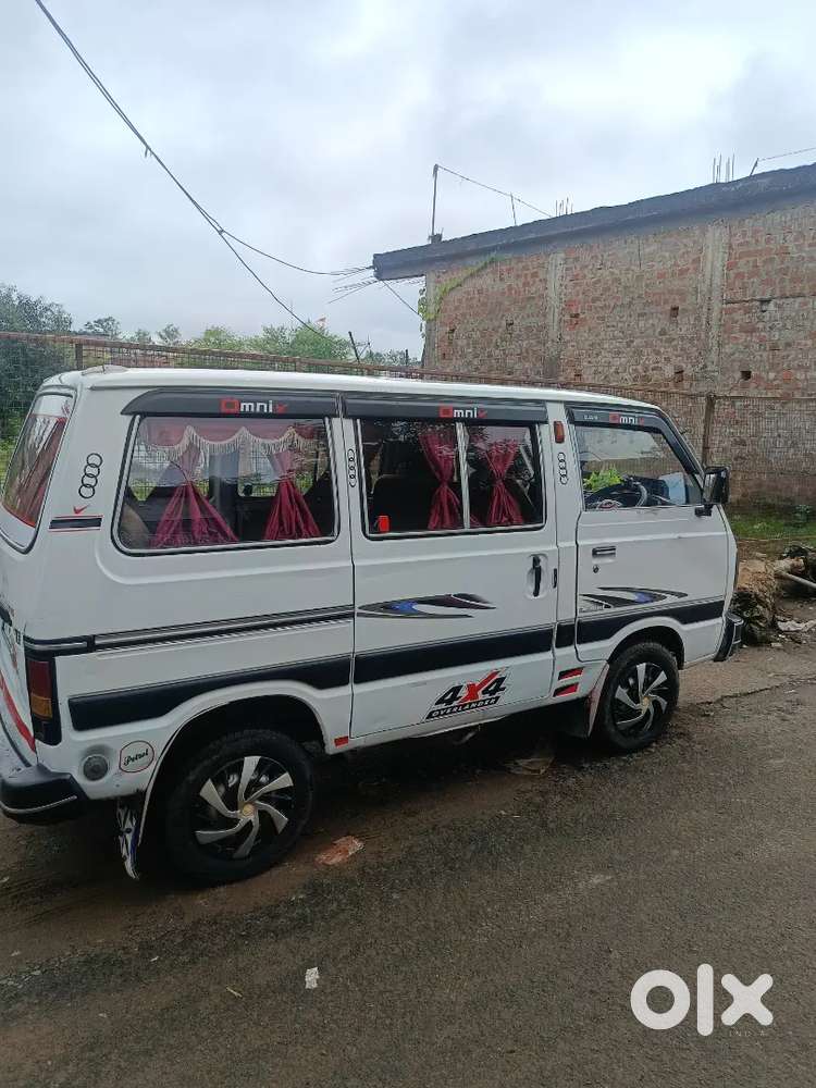 Maruti Suzuki Omni 2013 Petrol 100000 Km Driven
