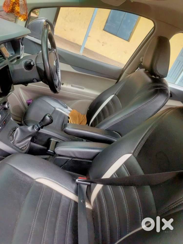 Mahindra Marazzo Diesel 2019