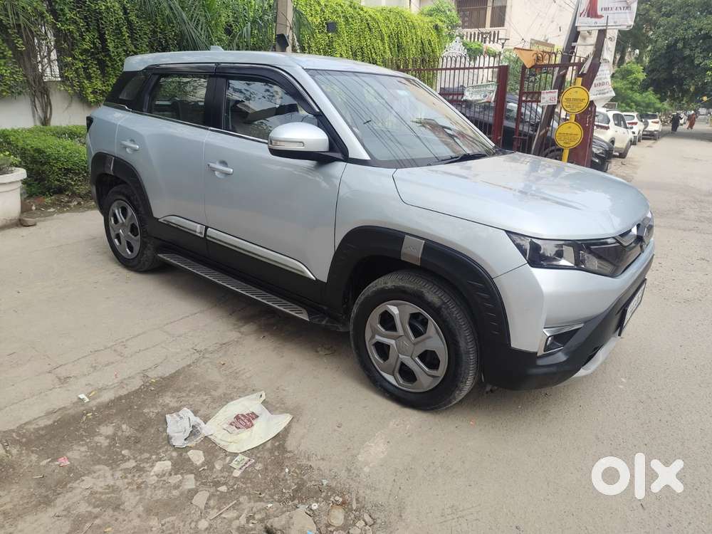 Maruti Suzuki Brezza 1.5 Lxi Smart Hybrid, 2024, Petrol
