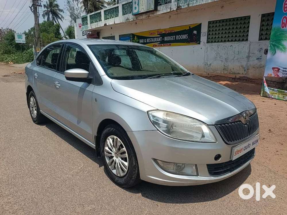 Skoda Rapid 1.6 Mpi Ambition Plus, 2013, Diesel
