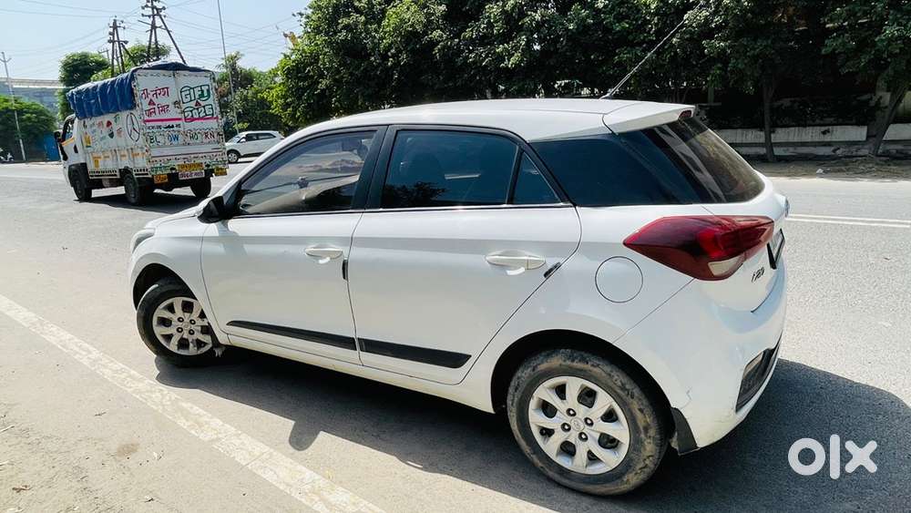 Hyundai I20 Petrol Spotz 2018