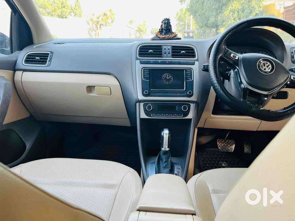 Volkswagen Vento 1.5 Highline Plus At 16 Alloy, 2018, Petrol