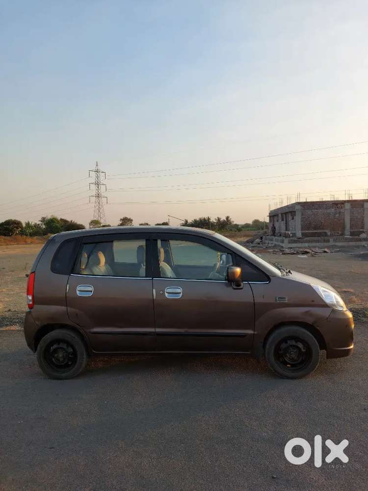 Maruti Suzuki Zen Estilo 2010
