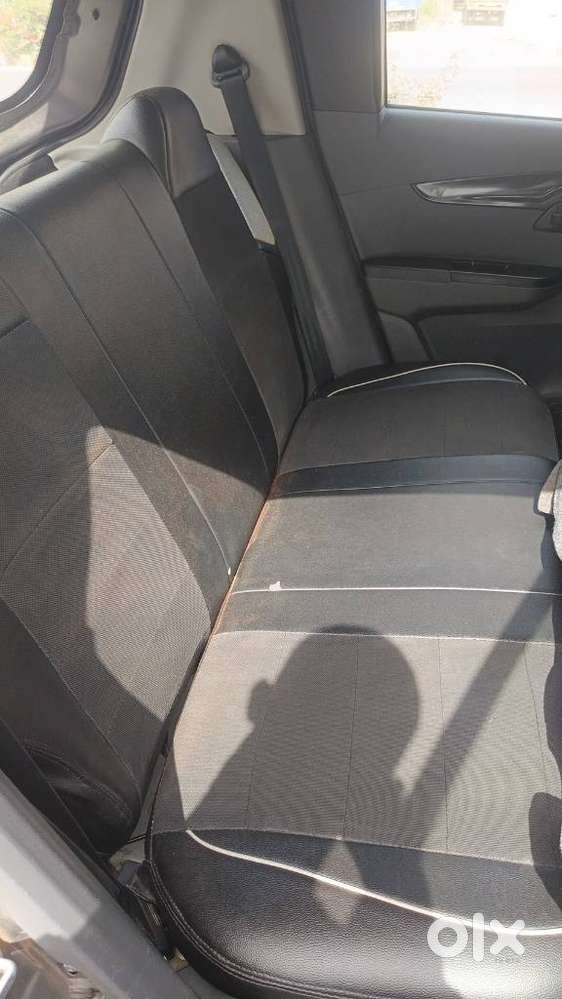 Mahindra Kuv 100 Mahindra-kuv-100-d75-k4-plus, 2018, Cng & Hybrids