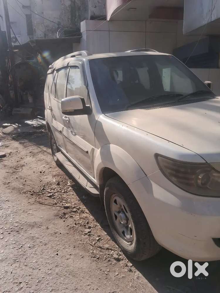 Tata Safari Strom  टॉप Conditon वैल मेंटेन...
