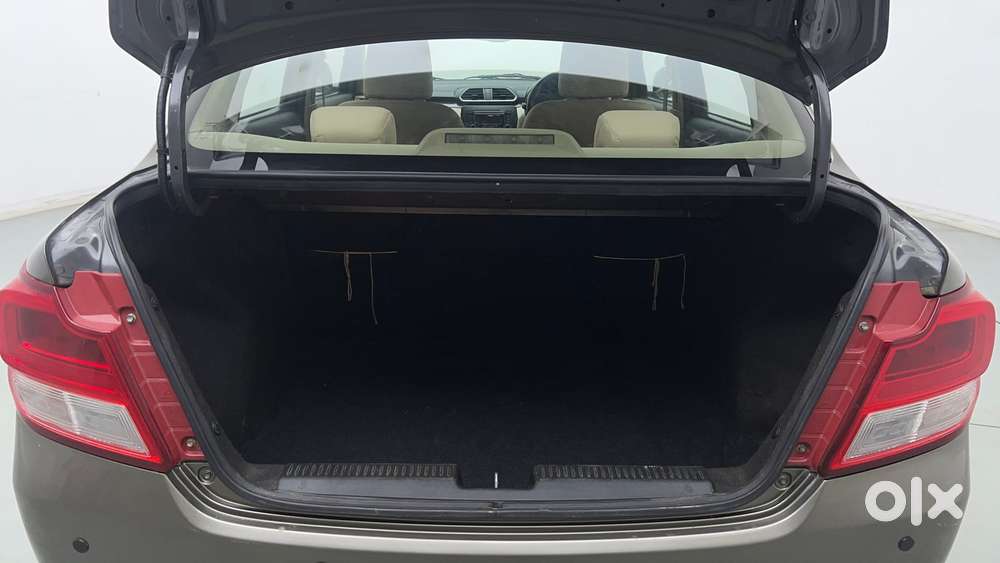 Maruti Suzuki Dzire 1.2 Vxi Amt, 2017, Petrol
