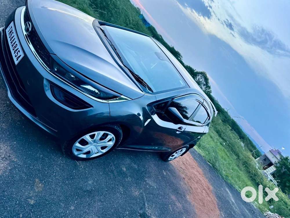 Tata Altroz Petrol 2024 1 Owner