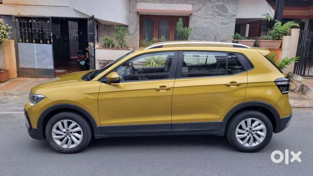 Volkswagen Taigun 1.0 Tsi Highline At, 2022, Petrol
