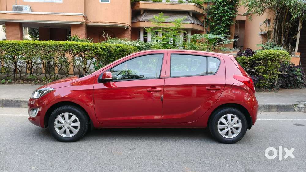 Hyundai I20 Sportz Plus, 2014, Petrol