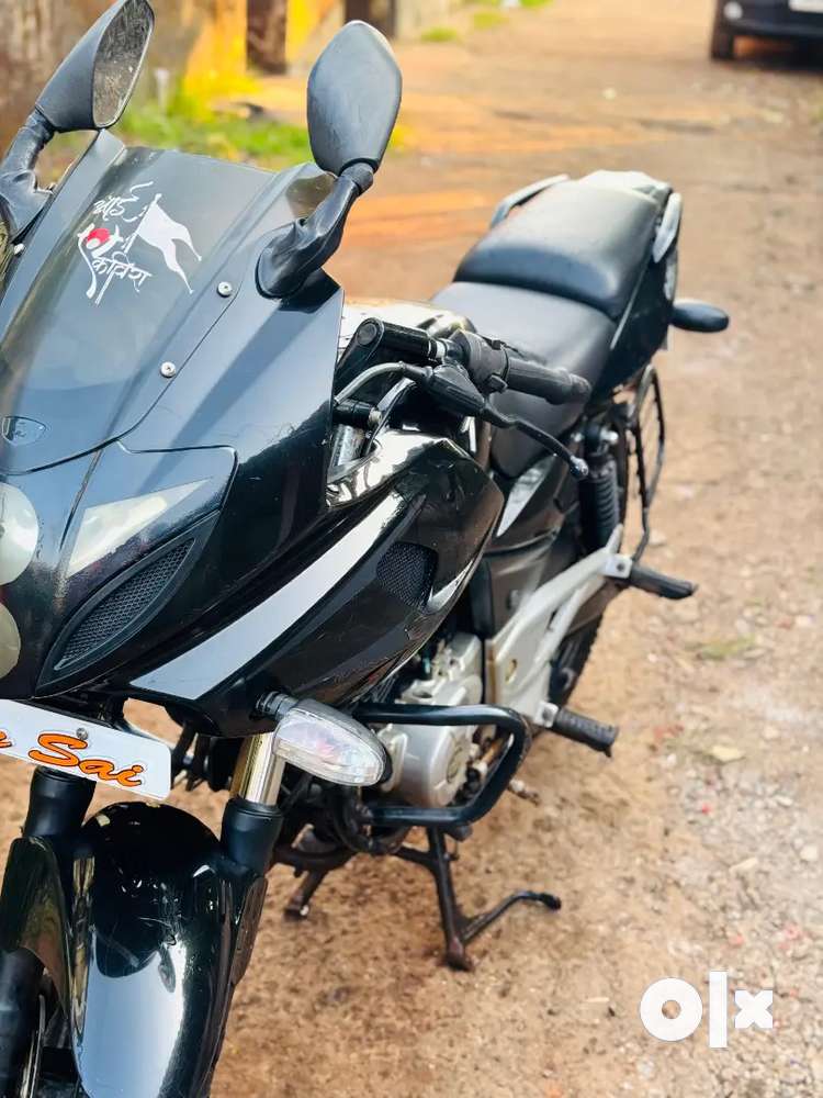 Pulsar 220 price sale in retailers pollachi