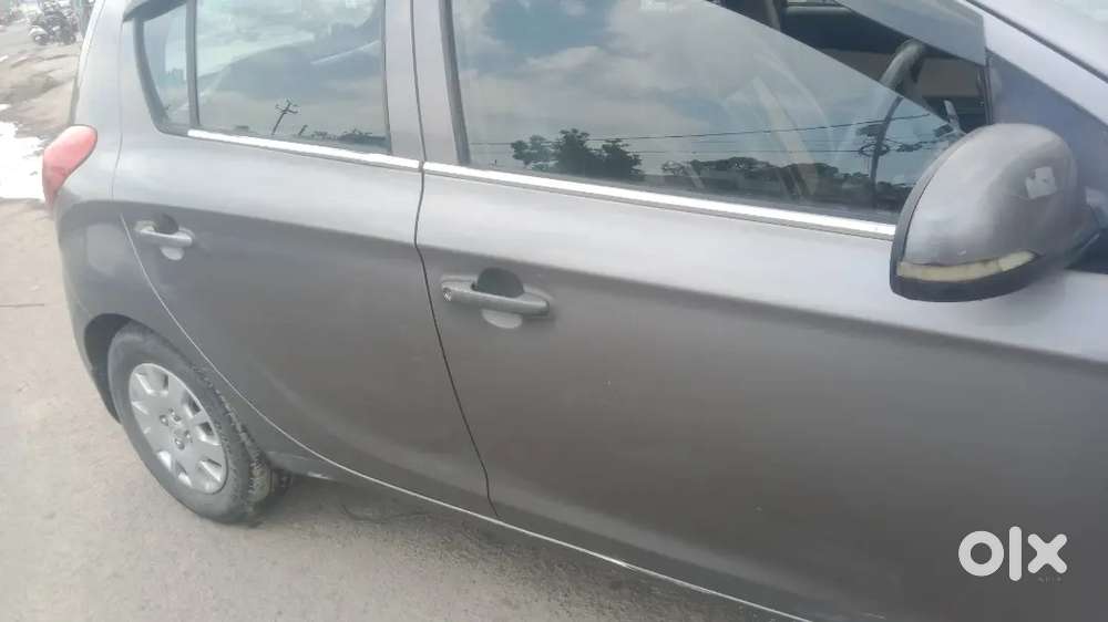 Hyundai New I20 2012 Diesel 180000 Km Driven
