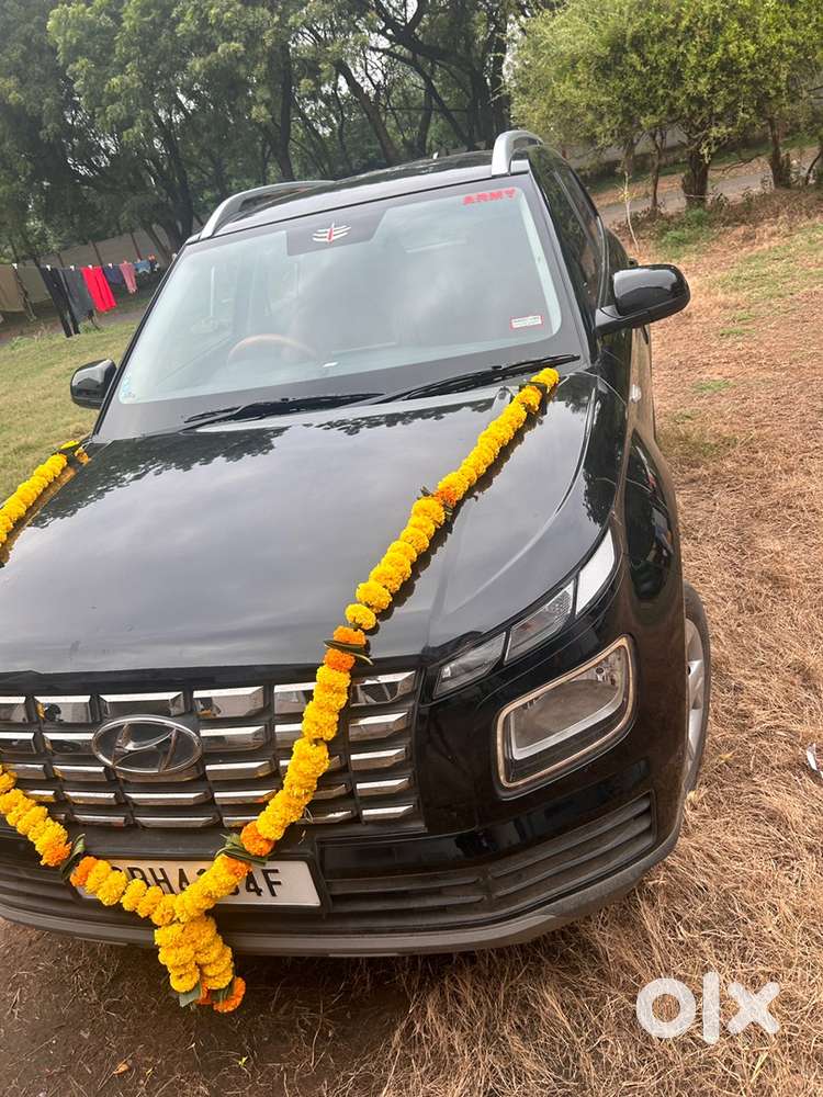 Hyundai Venue Petrol 2023