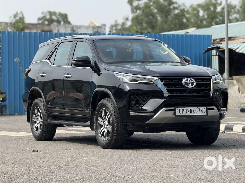 Toyota Fortuner 4x2 At 2.7 Petrol, 2023, Petrol