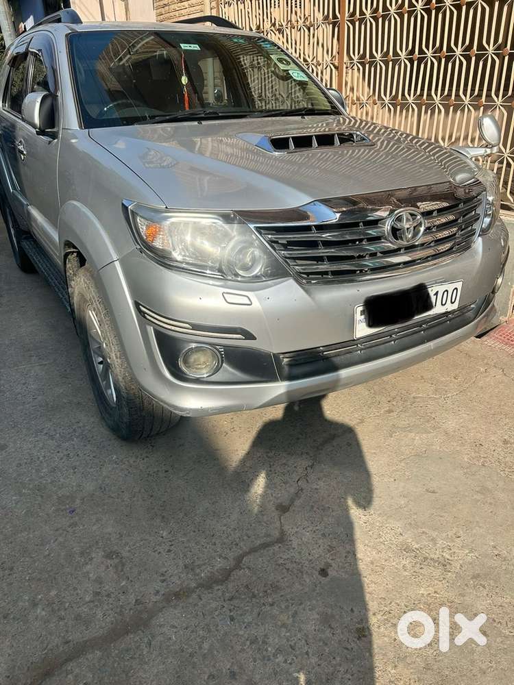 Toyota Fortuner 2014 Diesel 70000 Km Driven