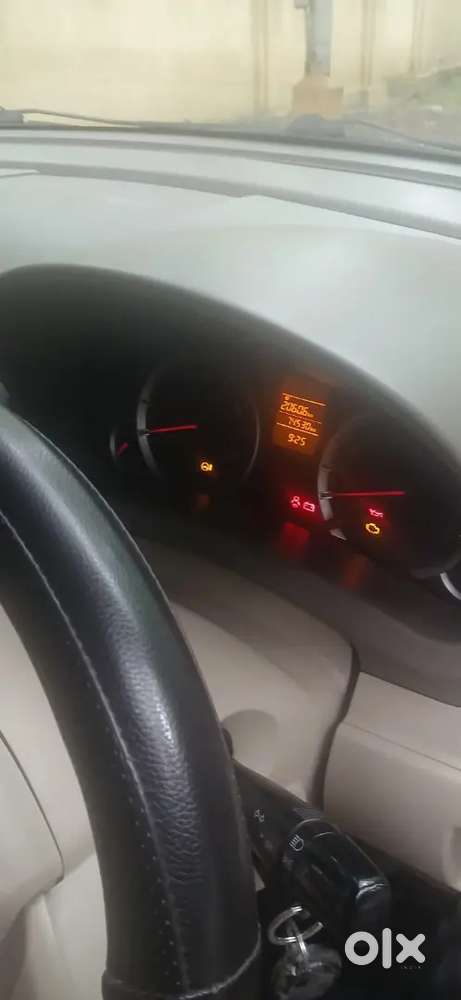Maruti Ertiga 1.5 Vxi 2013
