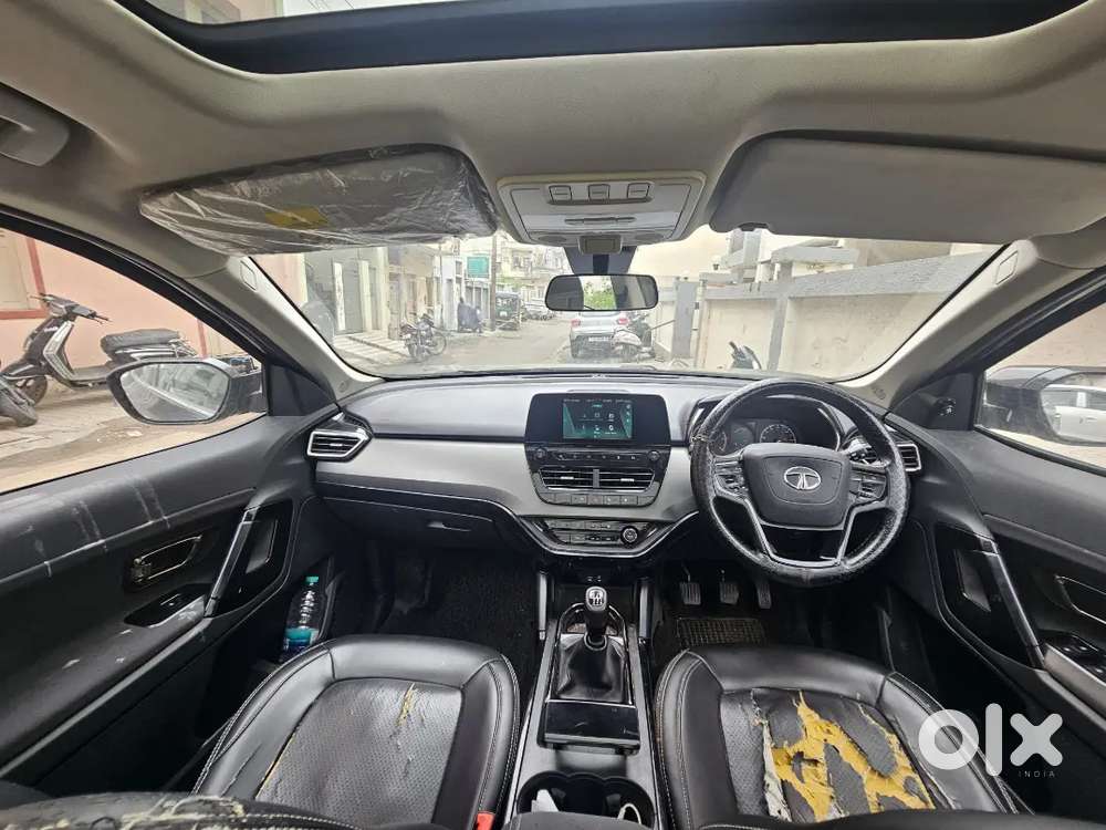 Tata Harrier Xt+ Dark Edition