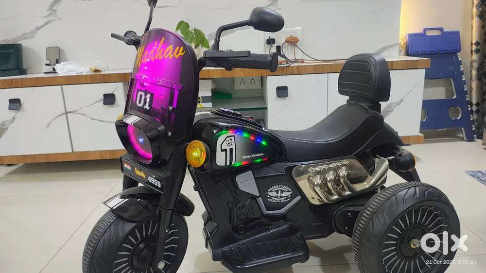 Kids sports bike with blootooth