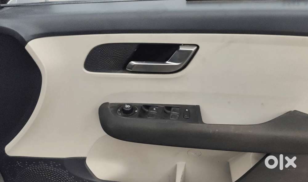 Tata Altroz 1.2 Xza Plus, 2022, Petrol