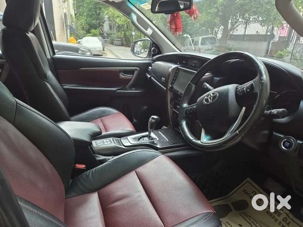 Toyota Fortuner Legender 2023 Diesel Automatic