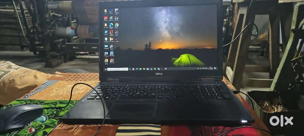 Leptop ekdam thik koyi dikkat nhi ek number chal tha hai battry bhi