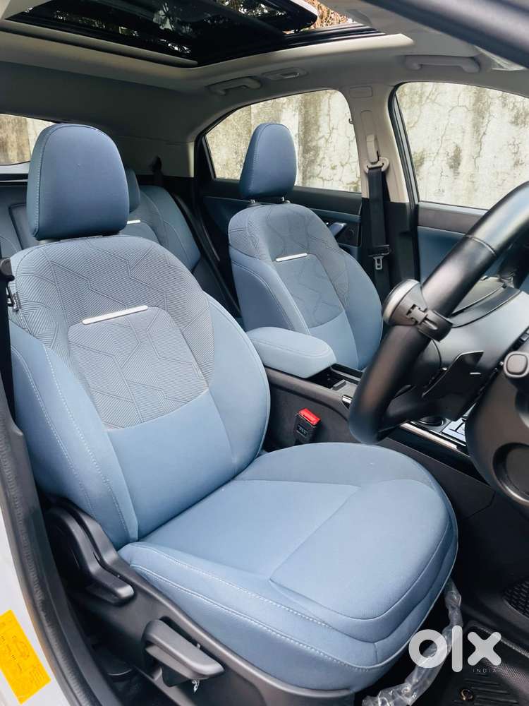 Tata Nexon Creative Plus S 1.2 Revotron Petrol 7dca, 2025, Petrol