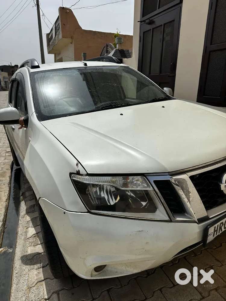 Nissan Terrano 2014