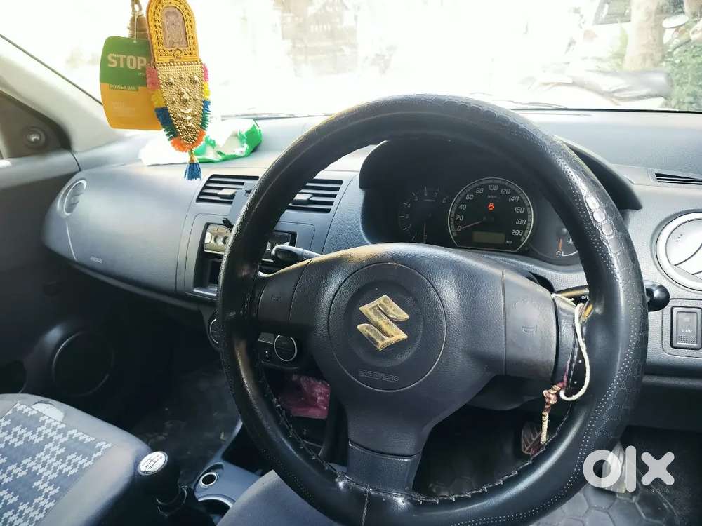 Swift Maruti Suzuki 2007