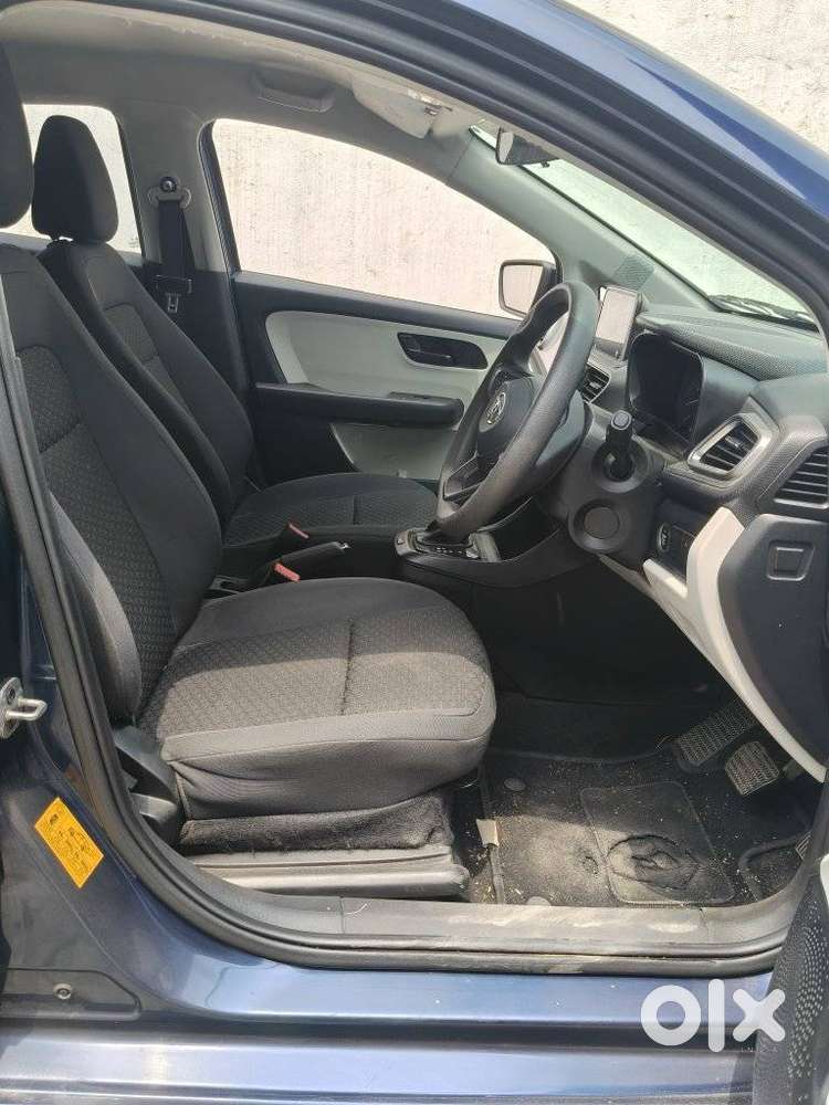 Tata Altroz 1.2 Xta Petrol Dct, 2023, Petrol