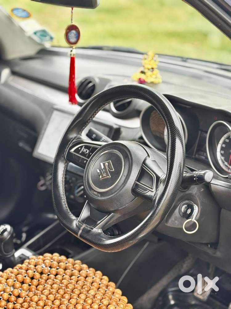 Maruti Suzuki Swift Vxi + Manual, 2021, Petrol