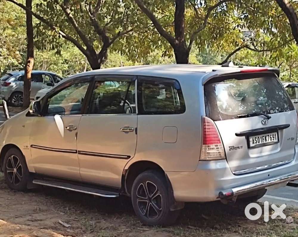 Toyota Innova 2012 Diesel Well Maintained