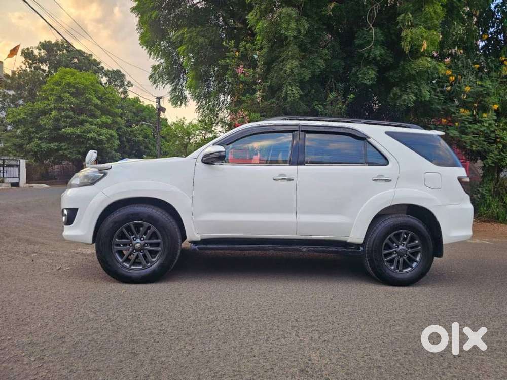 Toyota Fortuner 3.0 4x4 Manual, 2012, Diesel