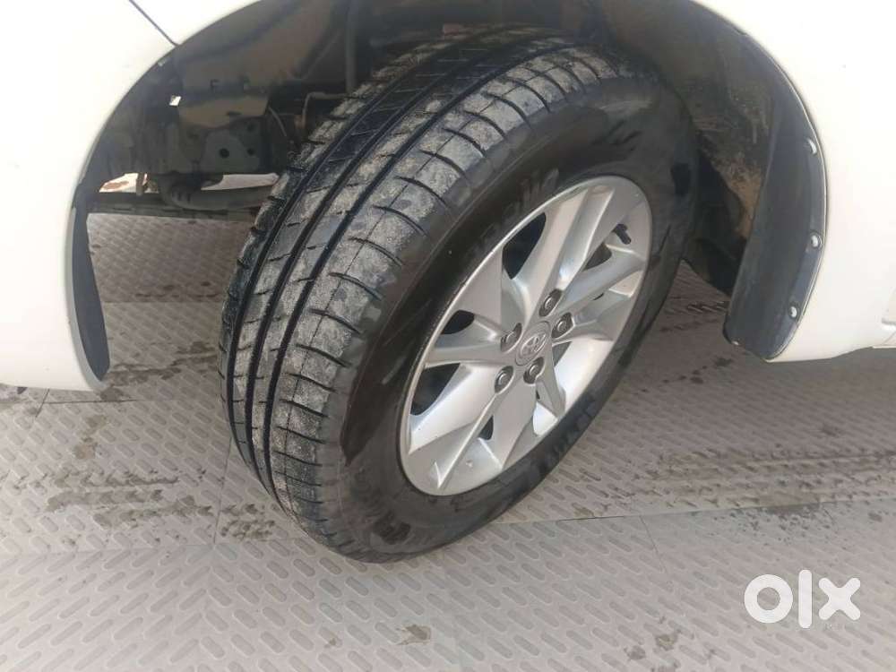 Toyota Innova Crysta 2.4 Gx Mt, 2023, Diesel