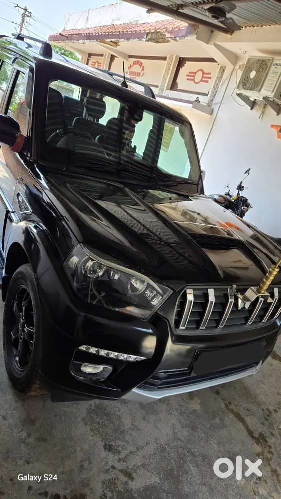 Mahindra Scorpio 2016 Diesel 187000 Km Driven.with Service Record