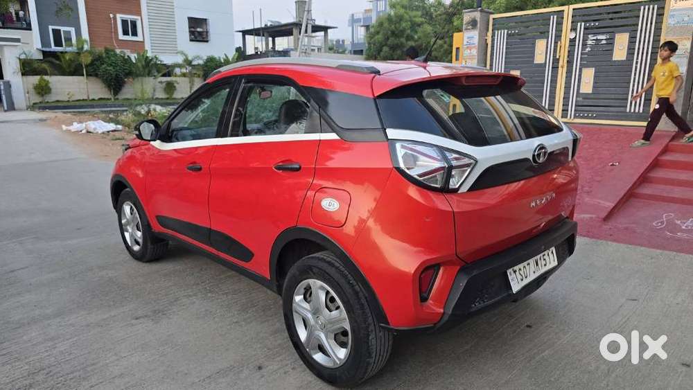 Tata Nexon 1.5 Revotorq Xm (s), 2022, Diesel