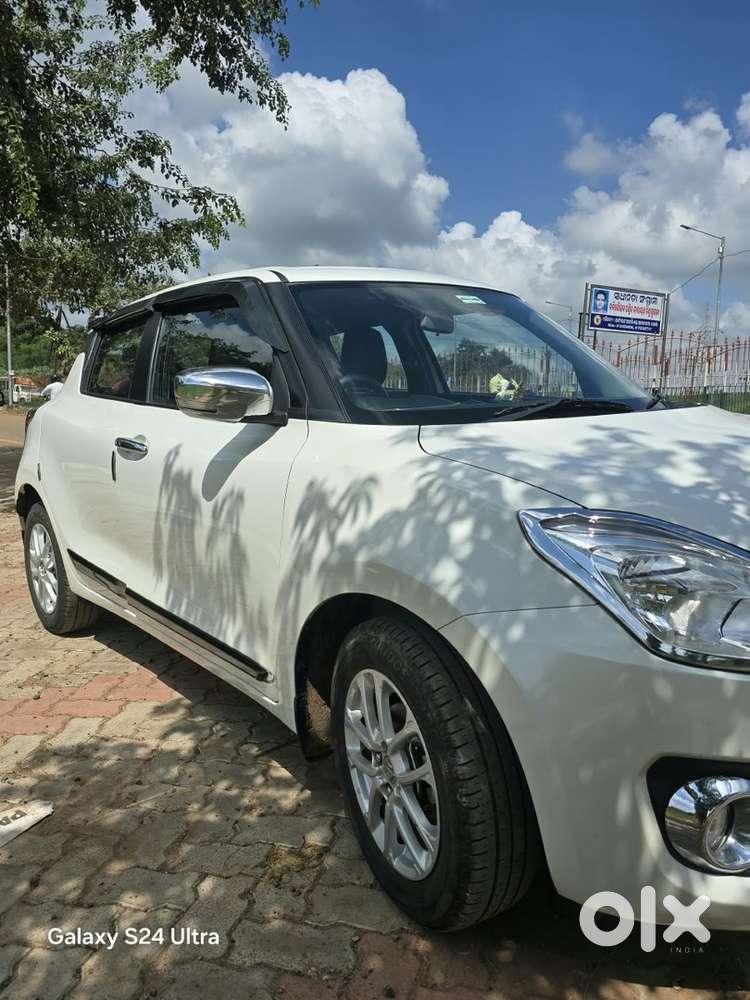 Maruti Suzuki Swift Petrol Manual 2023
